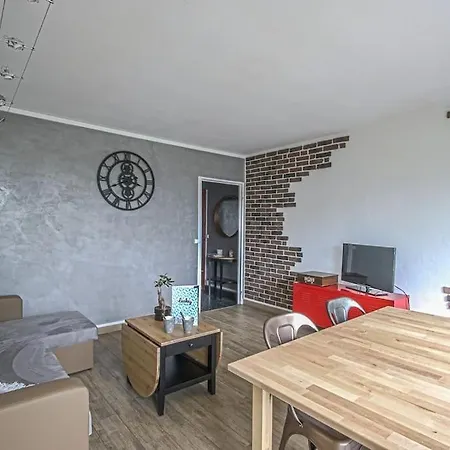 3 - 6 Personnes - Memorial - Universite Apartmán