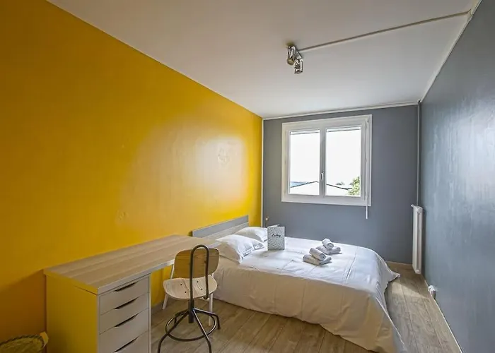 3 - 6 Personnes - Memorial - Universite